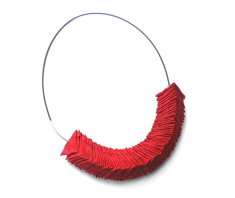 Collier papier tressé